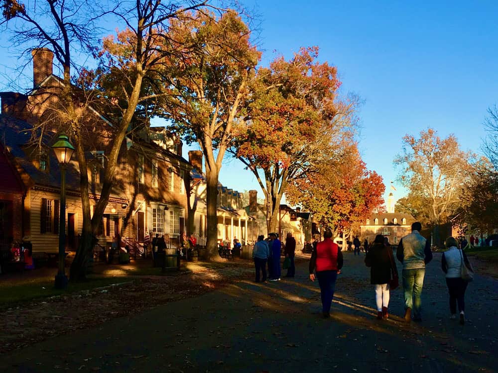 Colonial street scene in fall