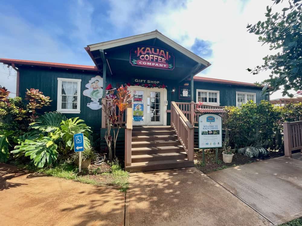 Small shop building
