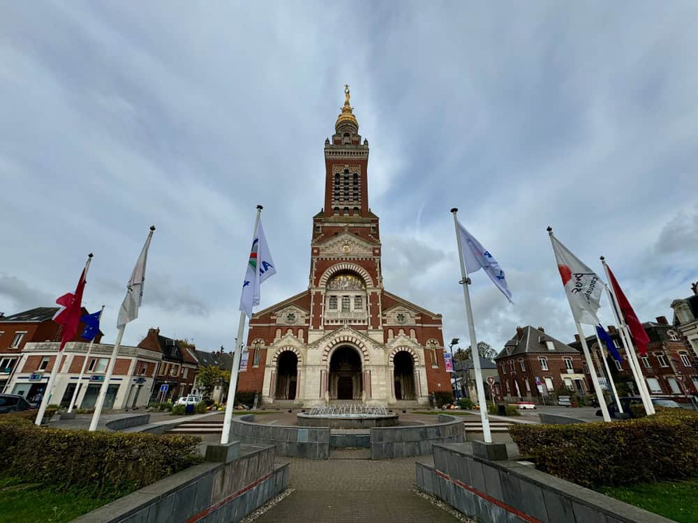 Basilica in the center of a small French town