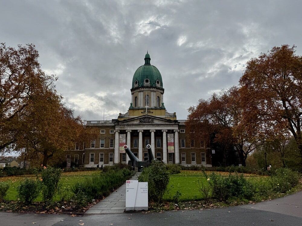 Two Royal Naval guns sit outside the Imperial War Museum in London