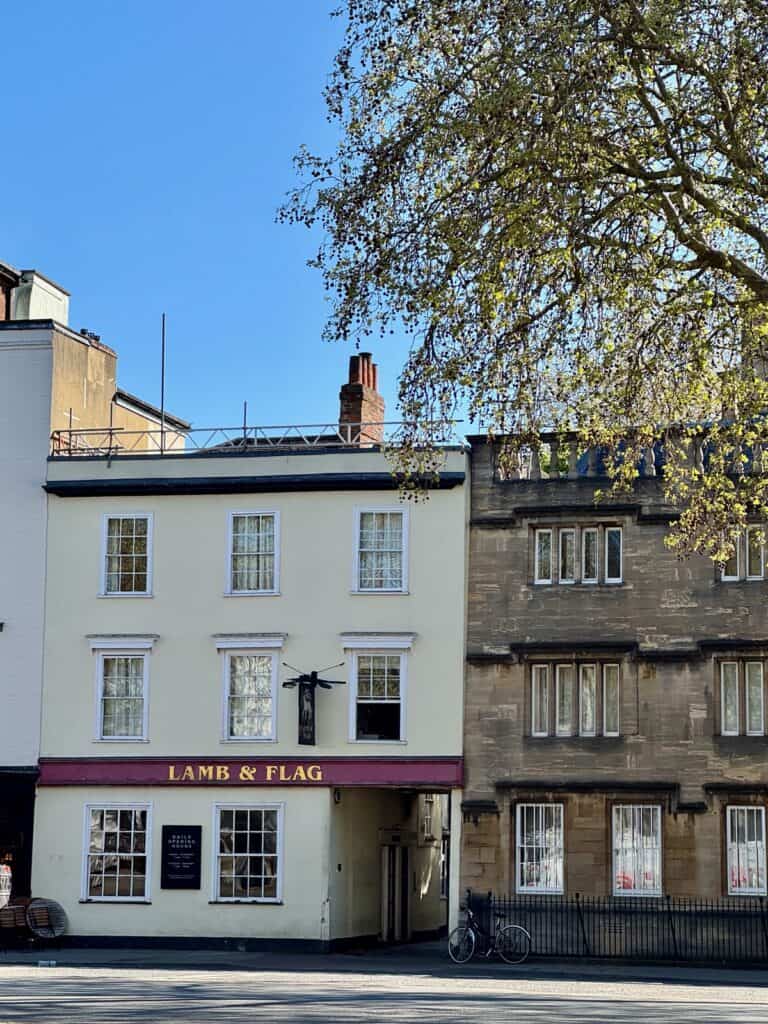 Exterior of a small English pub in central Oxford